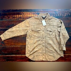 Soft shacket size small.